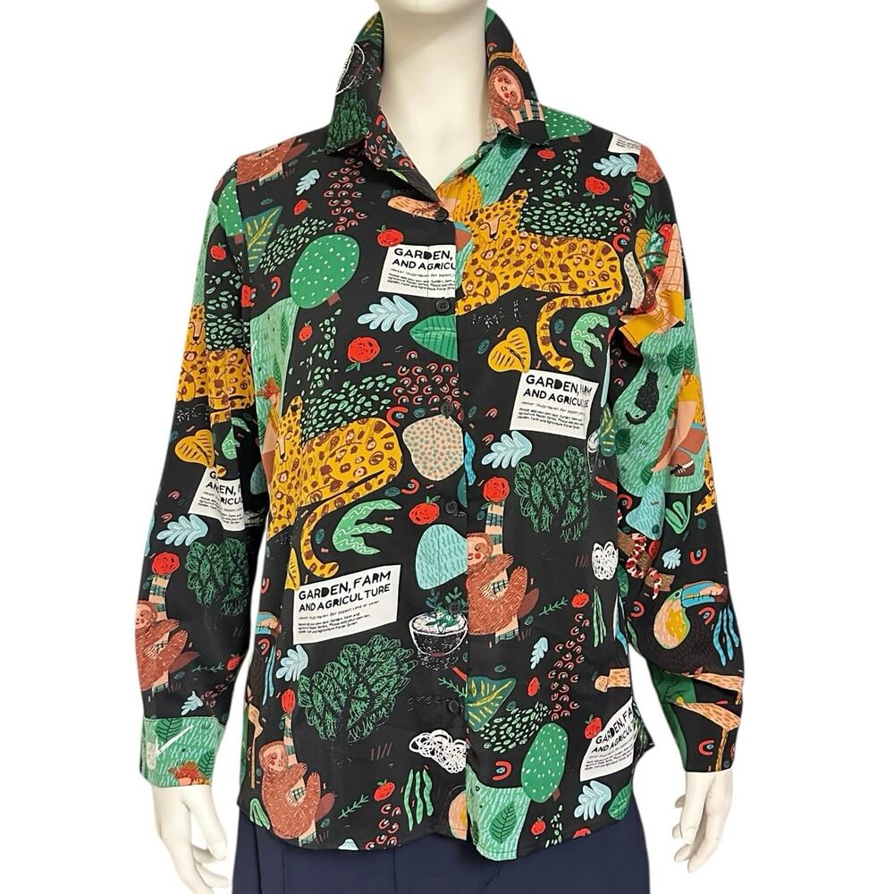 Gracia Button Front Shirt Small Whimsical Jungle Animal Print Garden Farm Top